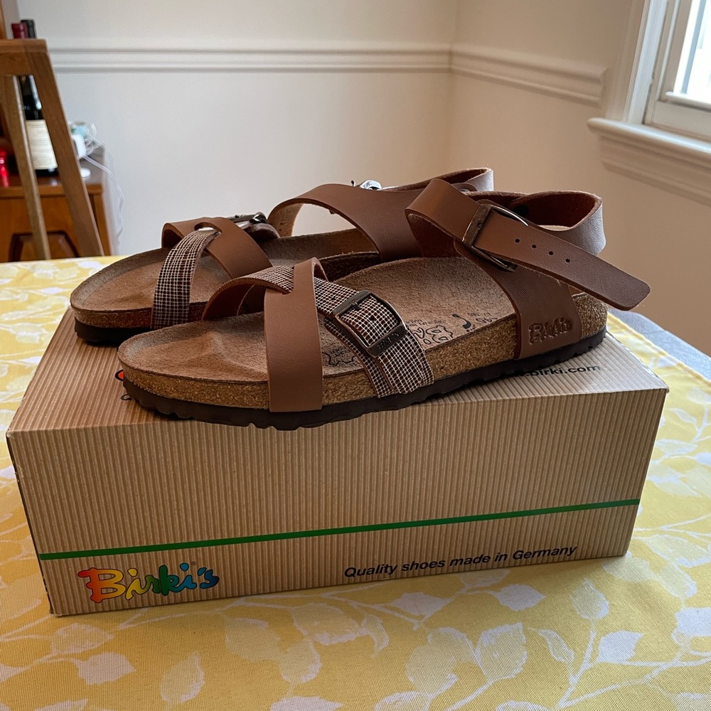 NWB Birki’s by Birkenstock size 7 1/2-8 (Euro 38)